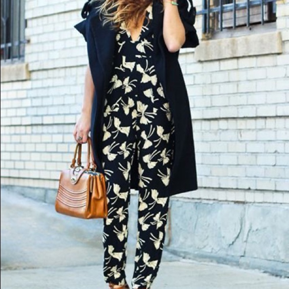 Reformation Dean Jumpsuit Bow Print “TIED UP” - Picture 3 of 5